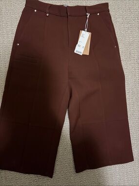Women's Brown Tailored Capris